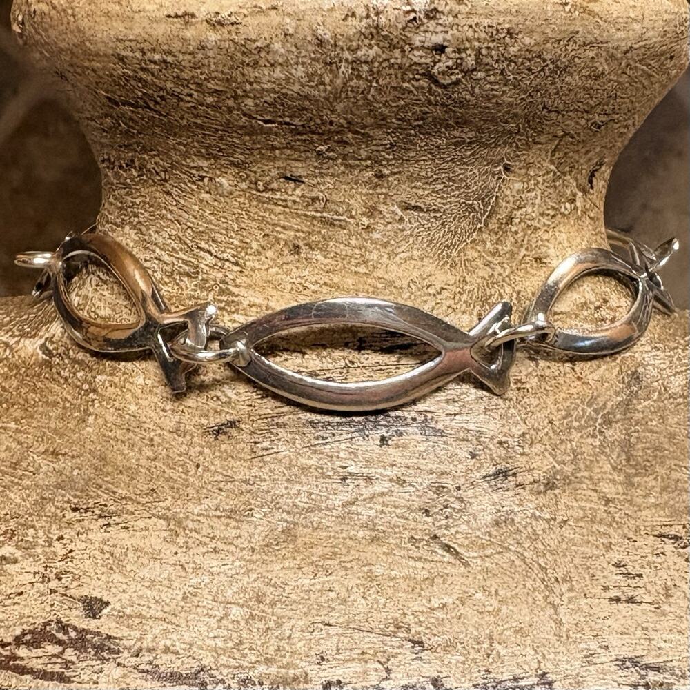Sterling Silver Ichthys Fish Linked Bracelet Toggle Clasp 7.25 Inches Religious - Picture 6 of 8
